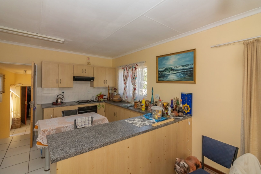 6 Bedroom Property for Sale in Morewag Free State